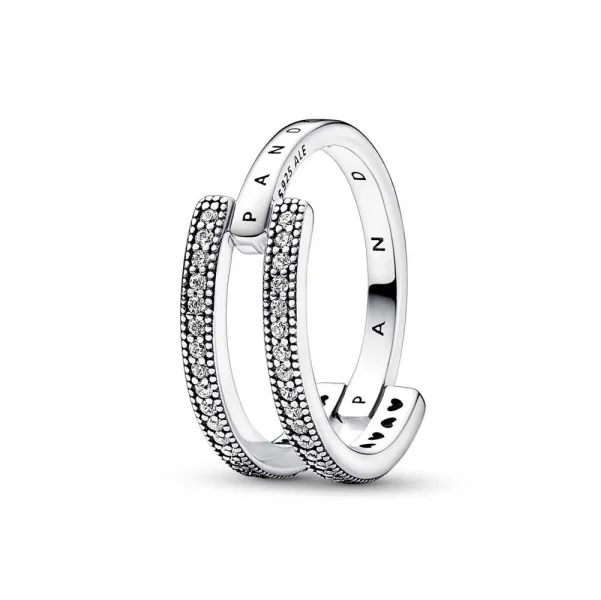 Srebrni Pandora logo prsten sa prozirnim kockastim cirkonima 