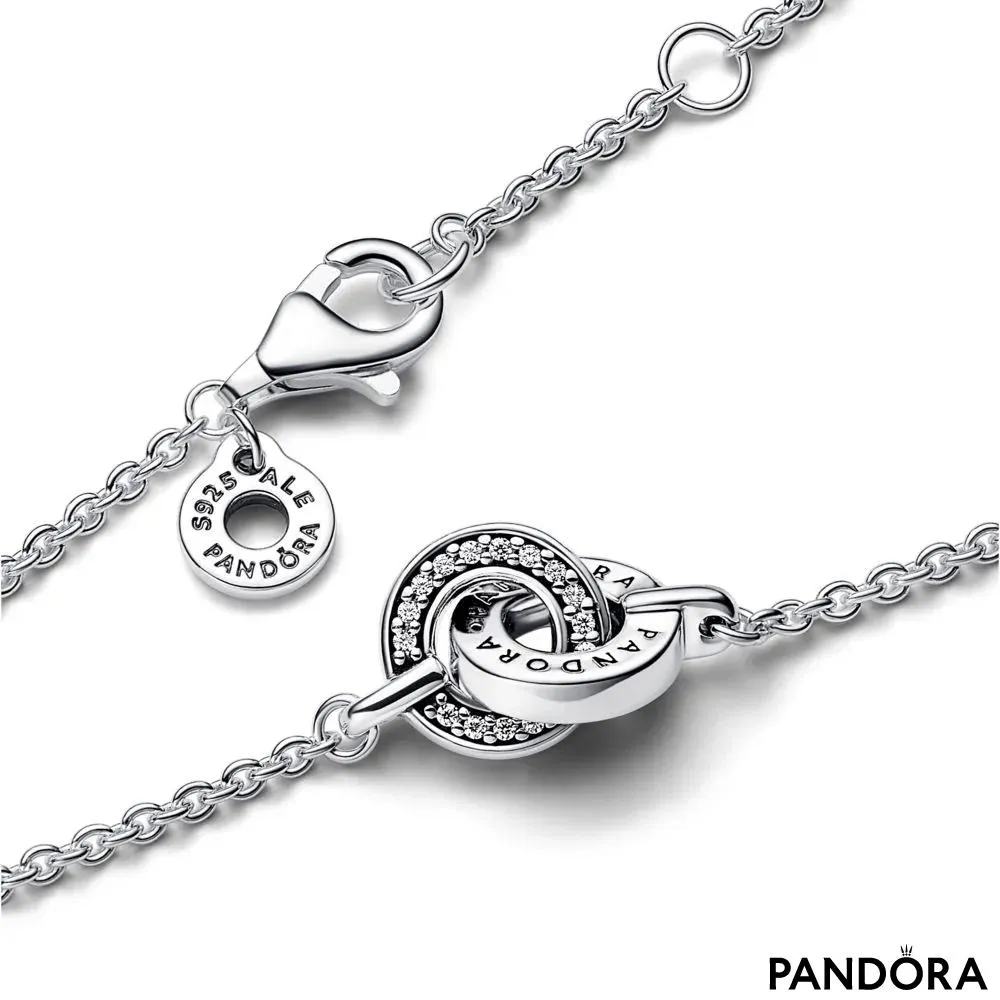 Narukvica Pandora logo sa  isprepletanmi krugom od čistog srebra i prozirnih kockastih cirkona 
